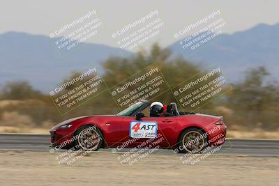 media/Jan-25-2025-SCCA SD (Sat) [[918ace9a21]]/3-Early Intermediate/Session 2 Turn 3 Inside Speed Pans/